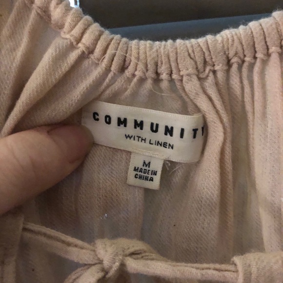 Community flowy tank top - Picture 3 of 3